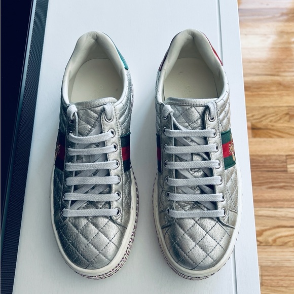 Gucci Silver Quilted Leather Bee Web Ace Crystal Embellished Platform Sneakers - Picture 3 of 16